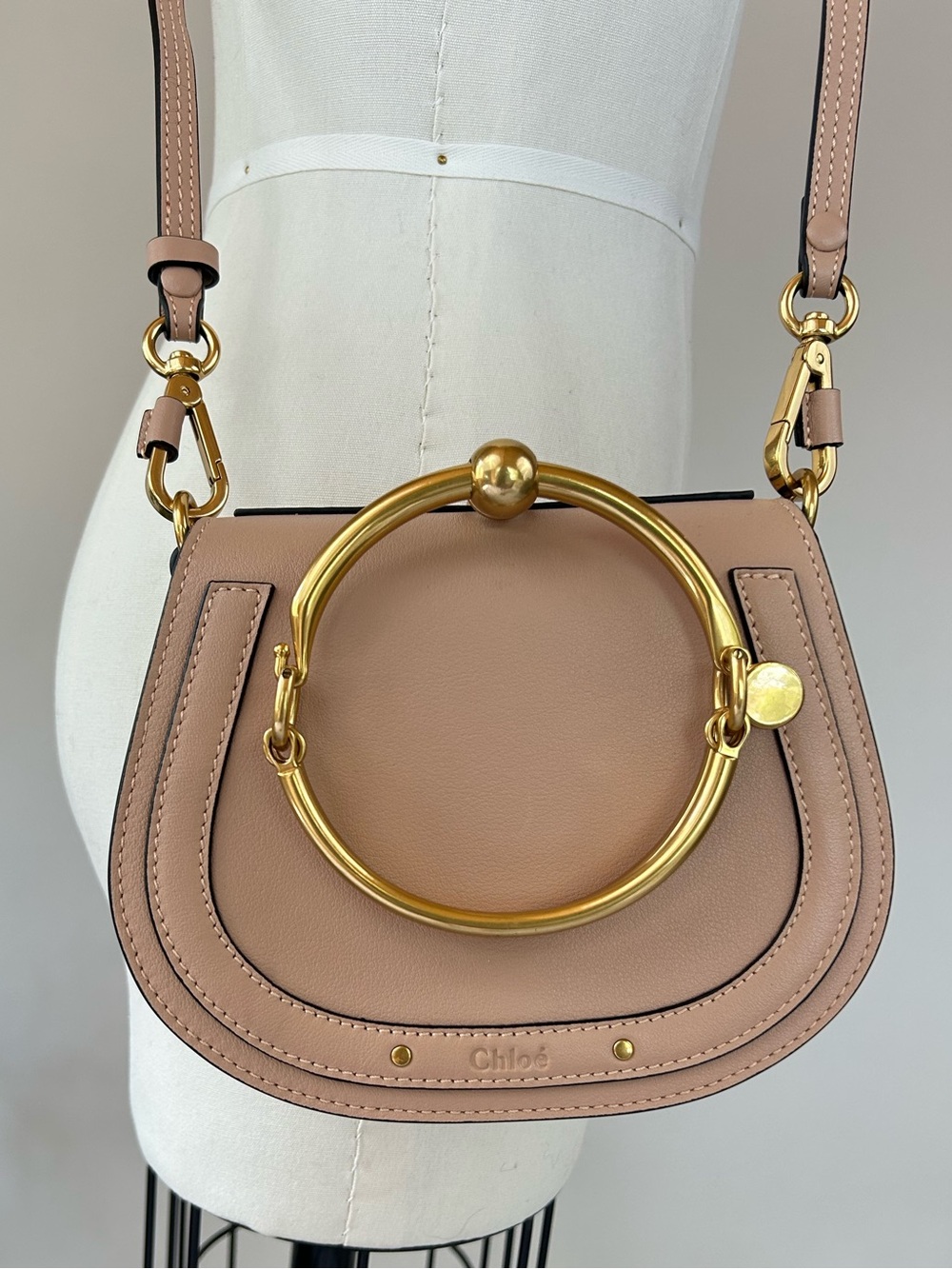Chloe Nile Bracelet Bag Biscotti Beige